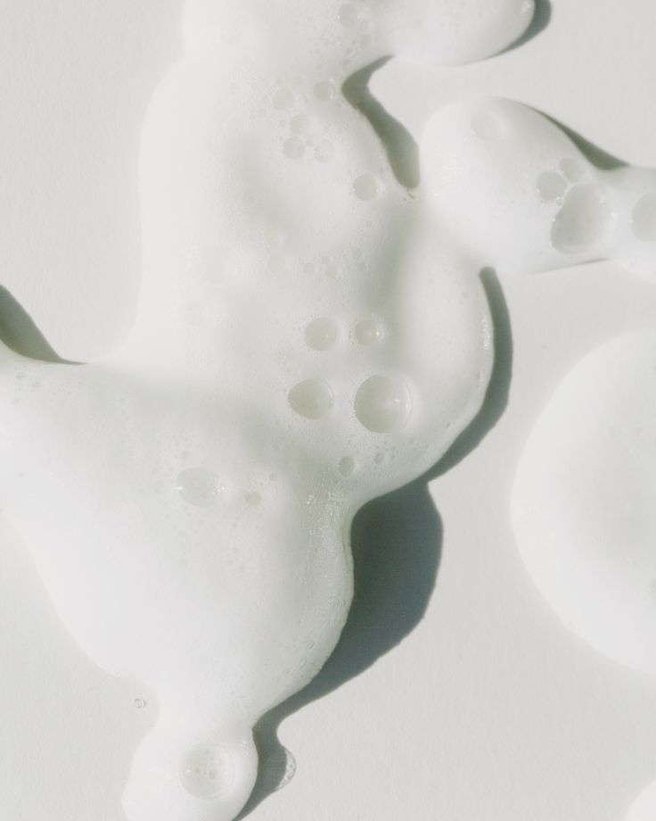 Limpiador Facial con Extractos Naturales